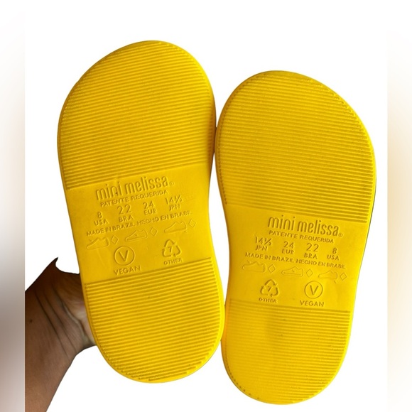 Mini Melissa Jump Jelly Sandal Hook & Loop Size 8 Scented - Picture 13 of 13